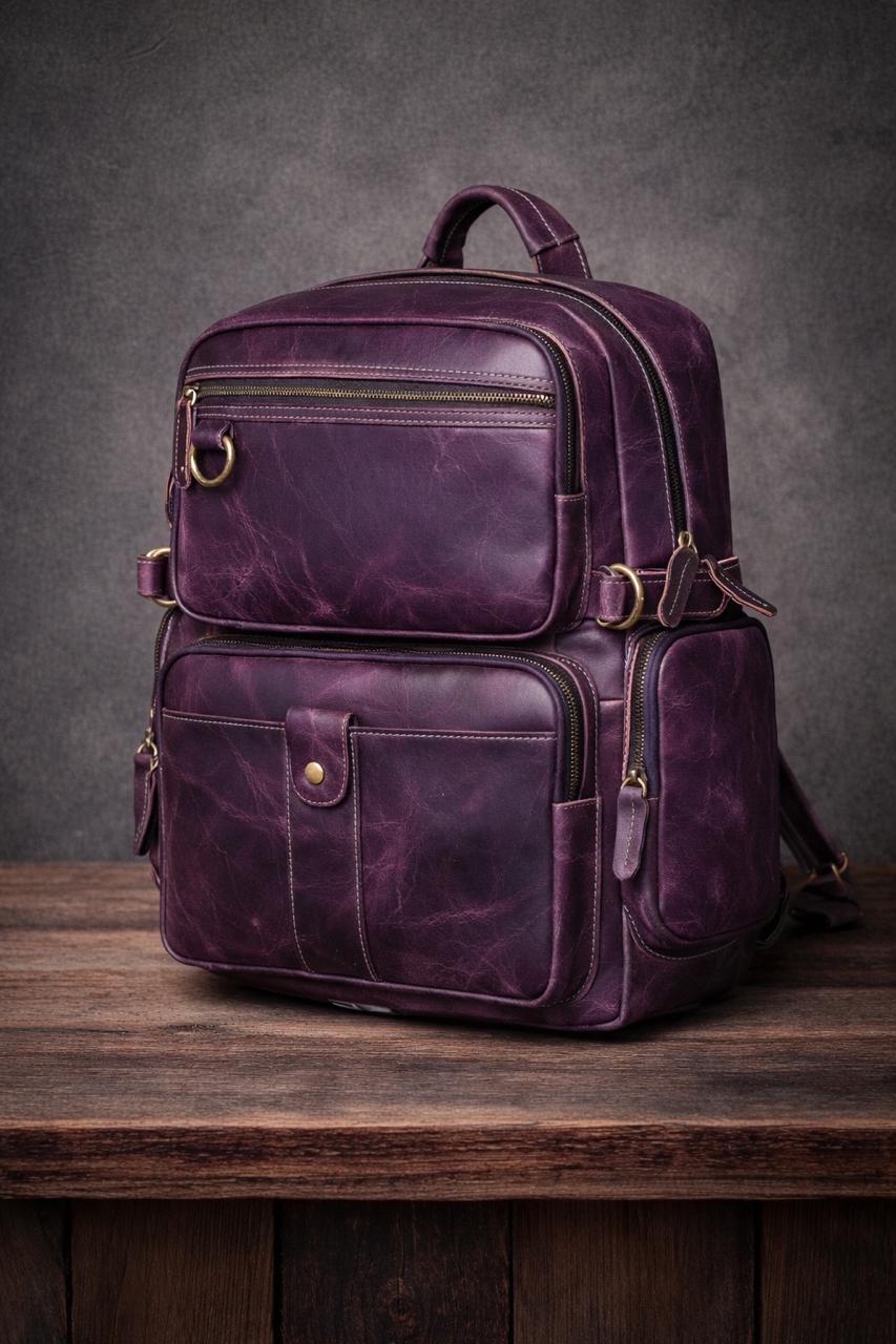 LEATHER BAGPACK WITH LAPTOP